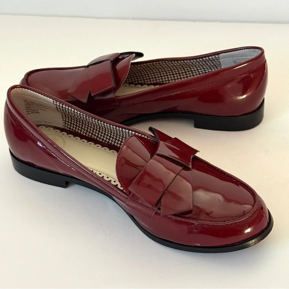 1901 Burgundy Patent Loafers Leather With Bows Size 9M